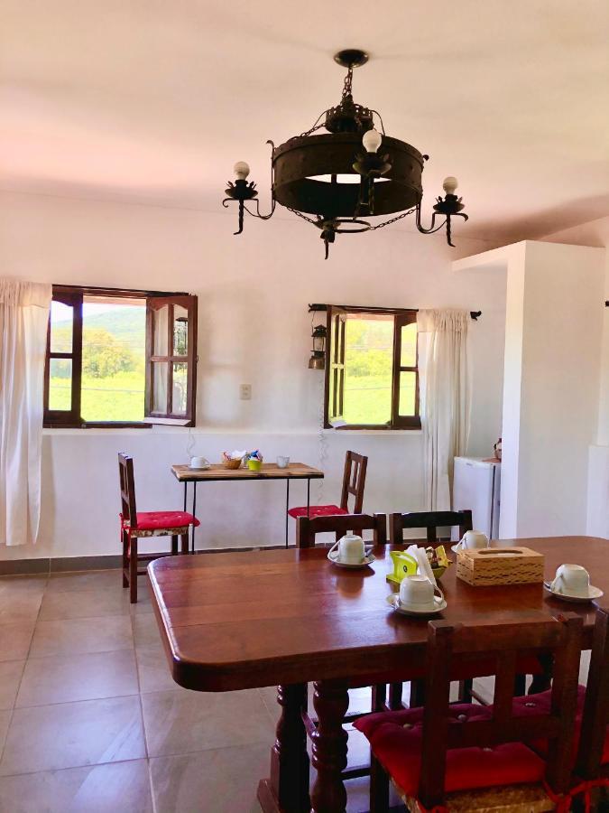 Hostal Los Faroles Chicoana Exterior foto