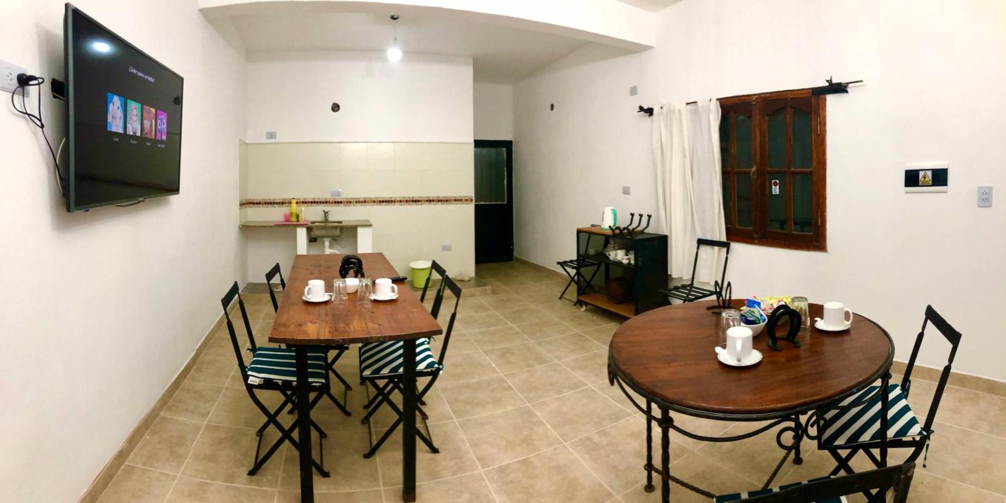 Hostal Los Faroles Chicoana Exterior foto